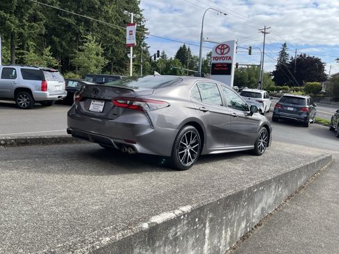 Certified 2023 Toyota Camry SE w/ Cold Weather Package FWD image 7