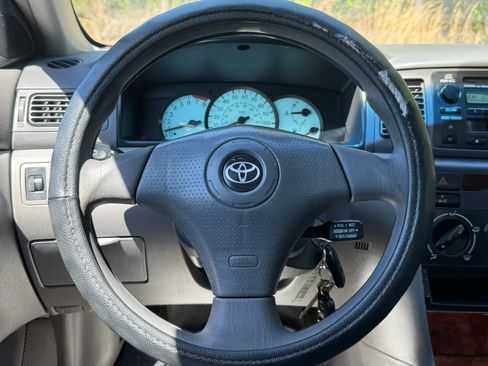 Used 2004 Toyota Corolla S FWD image 17