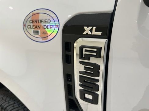 New 2026 Ford F350 XL w/ XL Chrome Package AWD/4WD image 23