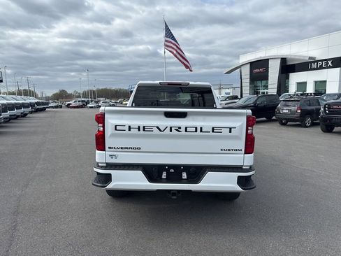 Used 2024 Chevrolet Silverado 1500 Custom AWD/4WD image 4