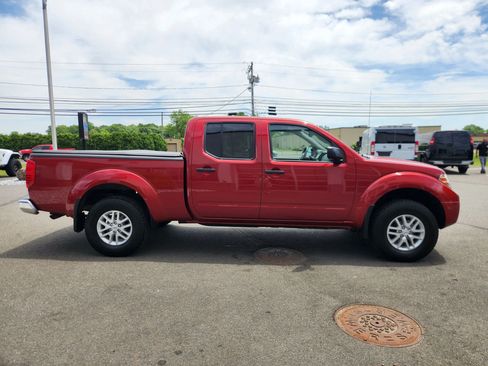 Used 2018 Nissan Frontier SV w/ Value Truck Package AWD/4WD image 18