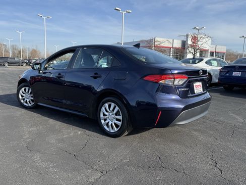 Certified 2023 Toyota Corolla LE image 6