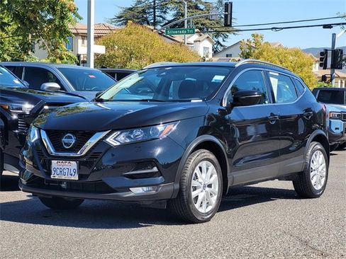 Used 2022 Nissan Rogue Sport SV image 10