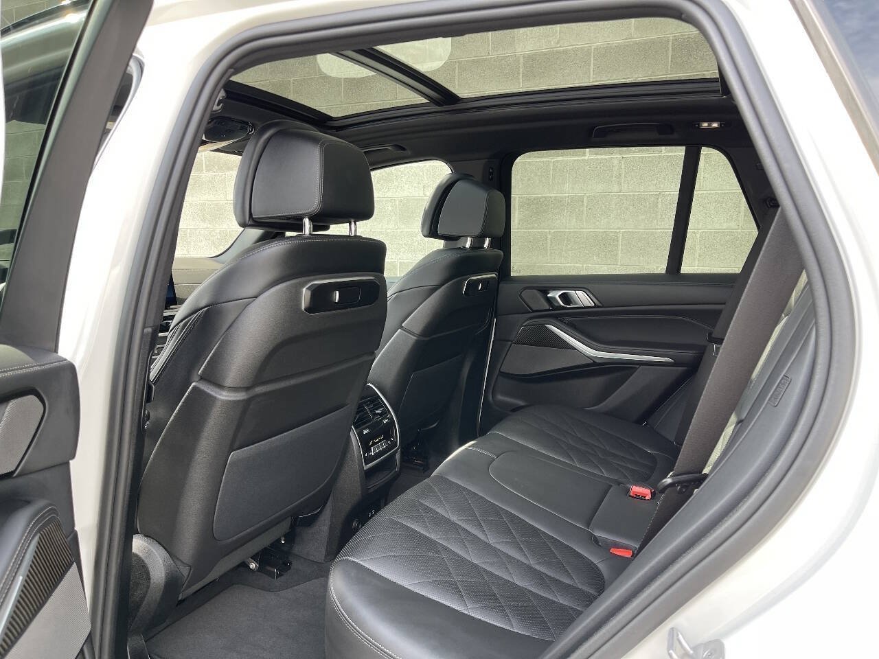 Used 2026 BMW X5 M60i w/ Climate Comfort Package AWD/4WD image 16