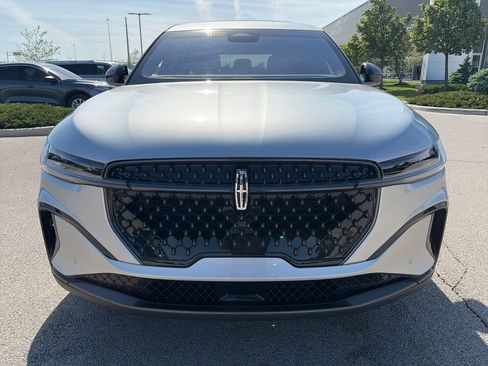Used 2024 Lincoln Nautilus Premier w/ Equipment Group 102A AWD/4WD image 2