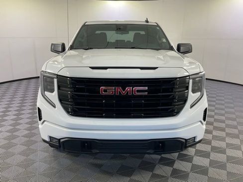 Used 2024 GMC Sierra 1500 Elevation AWD/4WD image 2