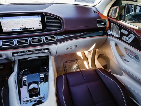 Certified 2023 Mercedes-Benz Maybach GLS 600 Maybach GLS 600 image 15