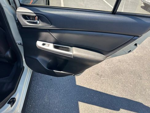 Used 2016 Subaru Crosstrek 2.0i Limited AWD/4WD image 17