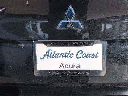 Used 2024 Mitsubishi Outlander SE image 12