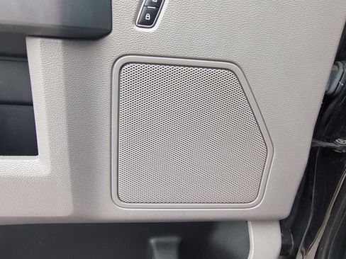 Used 2018 Ford F150 XLT w/ Equipment Group 302A Luxury AWD/4WD image 22