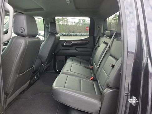 Certified 2024 GMC Sierra 1500 SLT image 10