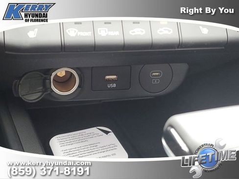 New 2026 Hyundai Elantra Limited image 31