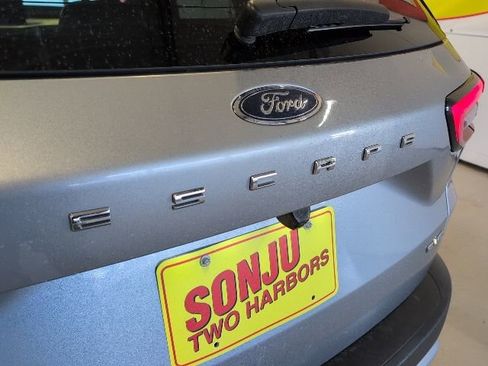 Certified 2023 Ford Escape Platinum AWD/4WD image 31
