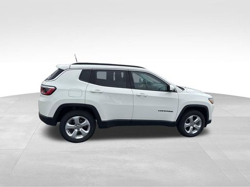 Used 2018 Jeep Compass Latitude w/ Cold Weather Group image 7