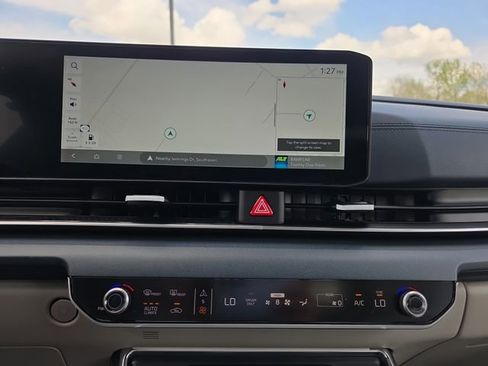 New 2026 Kia Carnival SX FWD image 11