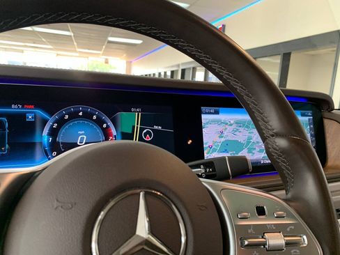 Used 2021 Mercedes-Benz G 550 image 15