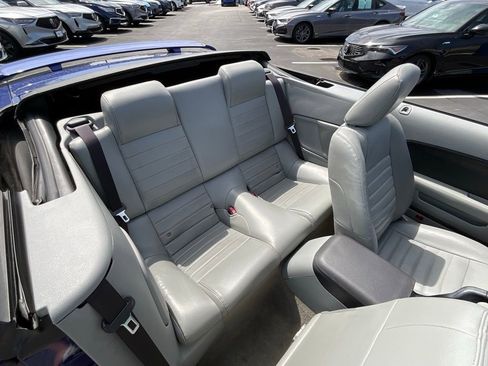 Used 2005 Ford Mustang GT Premium RWD image 20