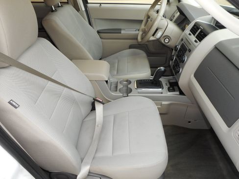 Used 2010 Ford Escape 4WD Hybrid image 28