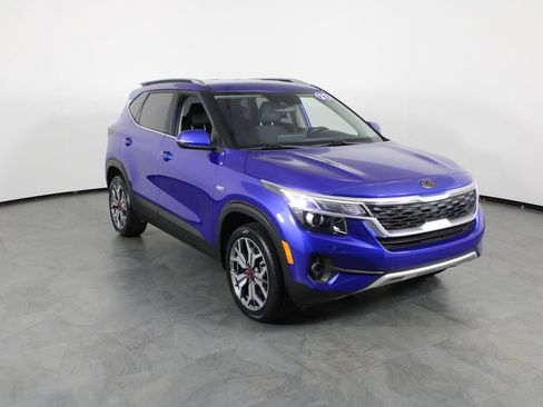 Used 2021 Kia Seltos S AWD/4WD image 4
