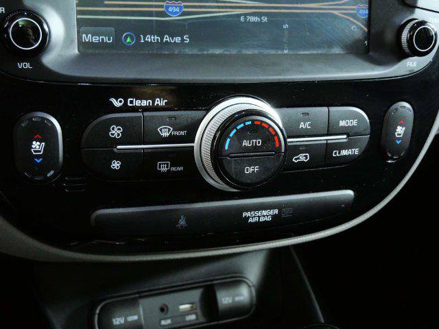 Used 2017 Kia Soul + w/ Primo Package FWD image 15