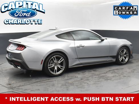 Used 2025 Ford Mustang Premium image 8