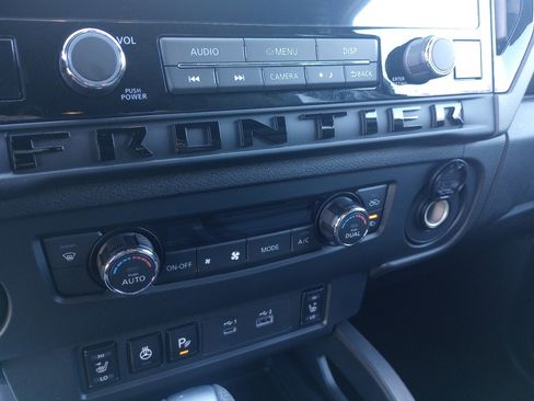 New 2026 Nissan Frontier SV image 17