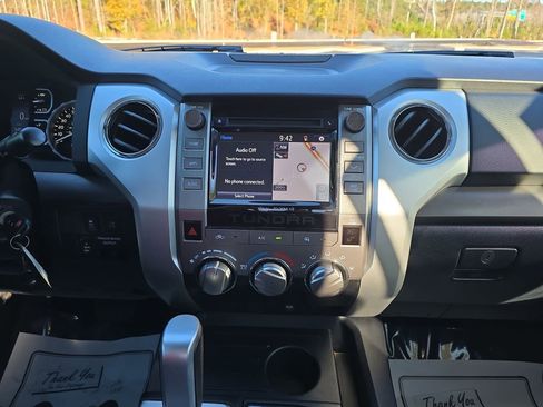Used 2019 Toyota Tundra SR5 image 24