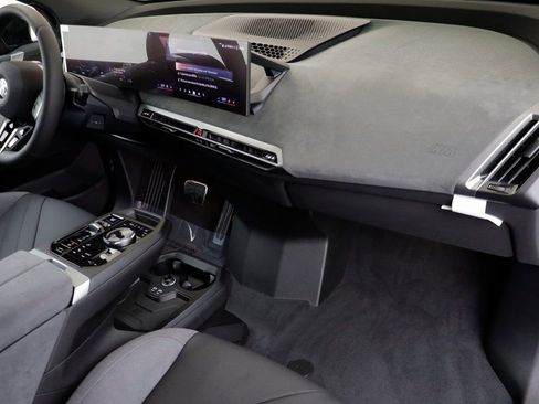 New 2026 BMW iX xDrive60 w/ M Sport Package image 22