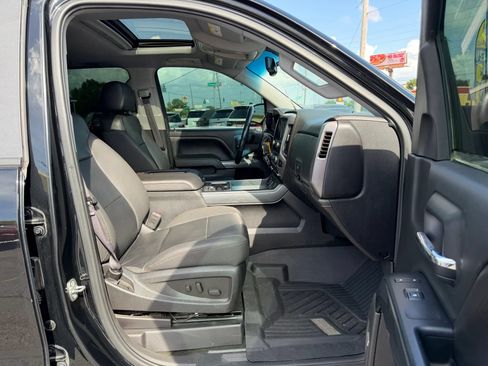 Used 2016 GMC Sierra 1500 SLT w/ All Terrain X Package AWD/4WD image 6