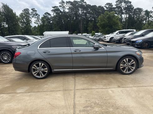 Used 2018 Mercedes-Benz C 300 Sedan image 3