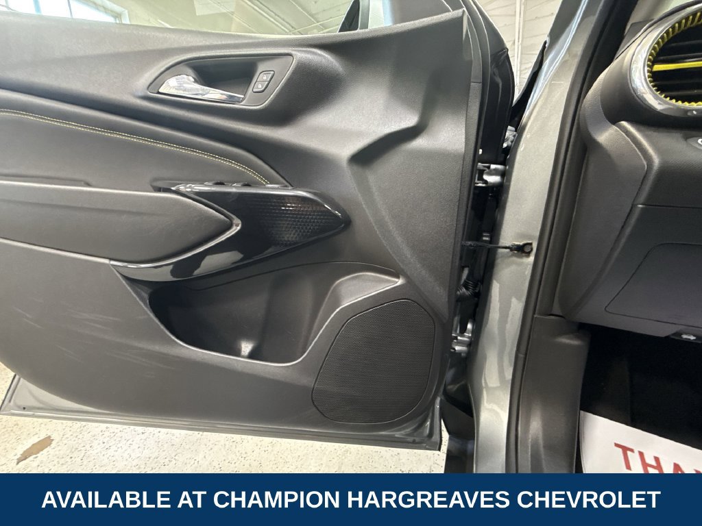 Certified 2024 Chevrolet Trax LT FWD image 32