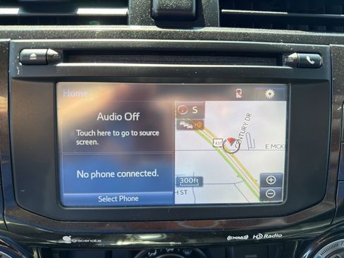 Used 2016 Toyota 4Runner Trail Premium image 36