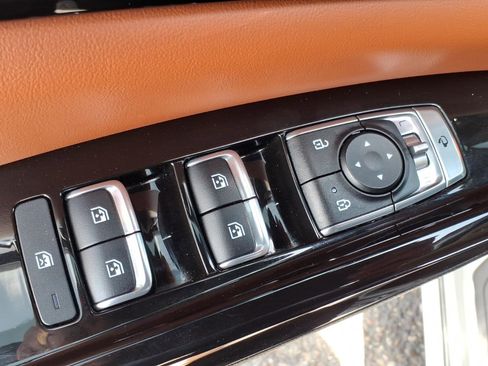 Used 2024 Kia Carnival SX Prestige FWD image 20