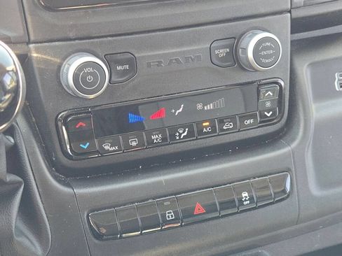 Used 2026 RAM ProMaster 2500 w/ Convenience Group FWD image 25