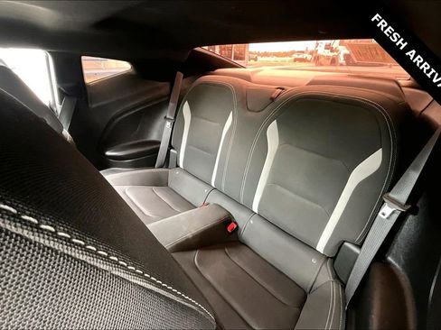 Used 2022 Chevrolet Camaro LT RWD image 19