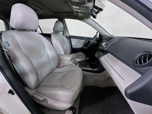 Used 2010 Toyota RAV4 Limited image 32