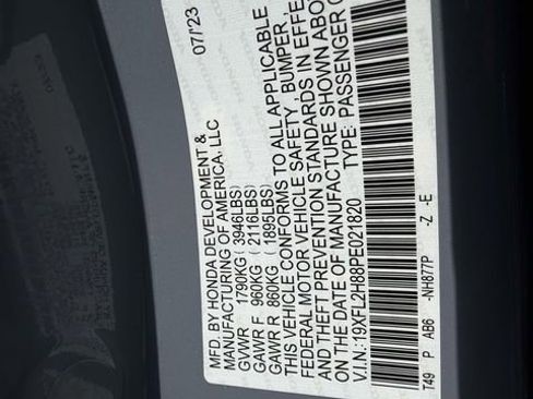 Used 2023 Honda Civic Sport image 14