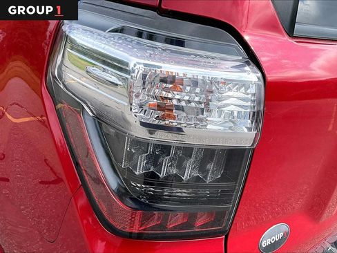 Used 2016 Toyota 4Runner SR5 Premium AWD/4WD image 28