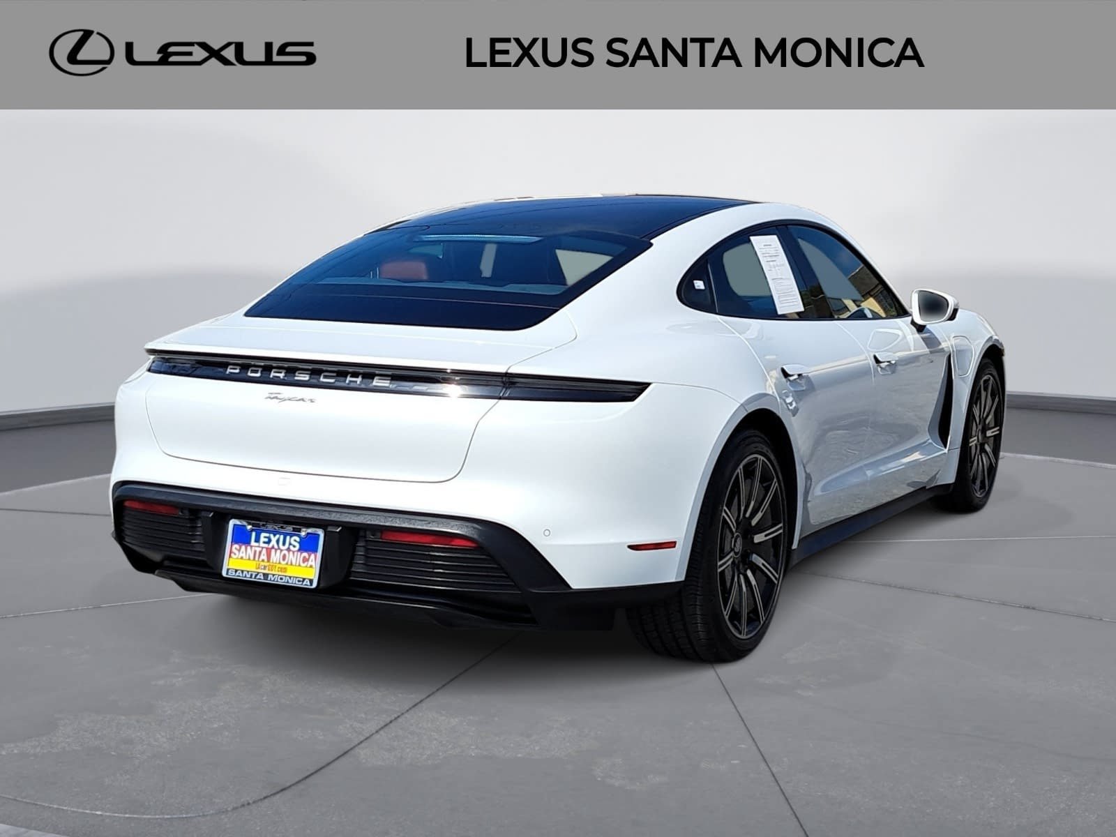 Used 2021 Porsche Taycan RWD image 5