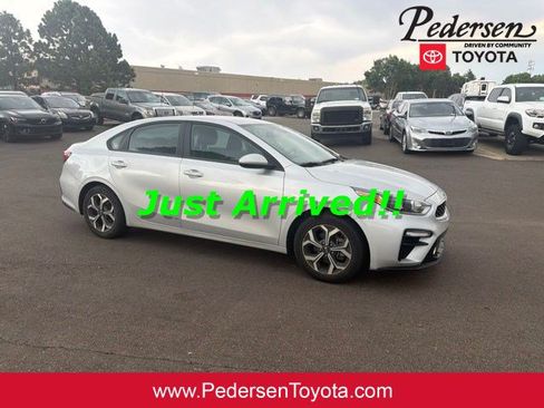 Used 2021 Kia Forte LXS FWD image 1