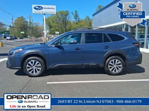 Used 2025 Subaru Outback Premium AWD/4WD image 4