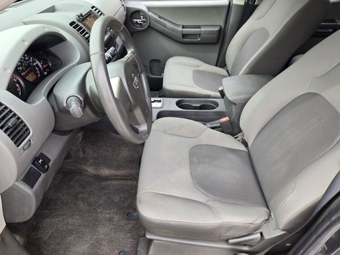 Used 2010 Nissan Xterra X image 20