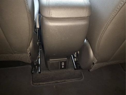 Used 2025 Buick Encore GX Preferred FWD image 11
