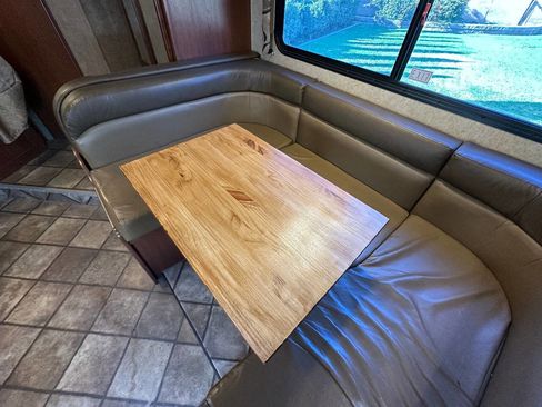 Used 2014 Ford E-350 and Econoline 350 Super Duty Wagon w/ Motorhome Prep Package image 6