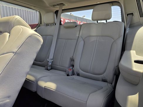 Certified 2022 Jeep Wagoneer Series II w/ Premium Group I RWD image 26