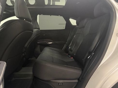 Used 2025 Lexus RX 350 w/ Convenience Package AWD/4WD image 10