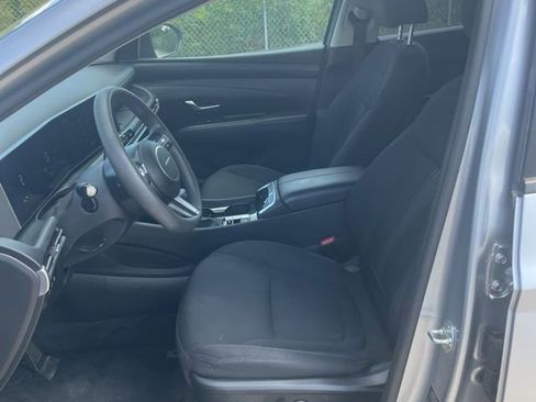 Used 2025 Hyundai Tucson SEL FWD image 12