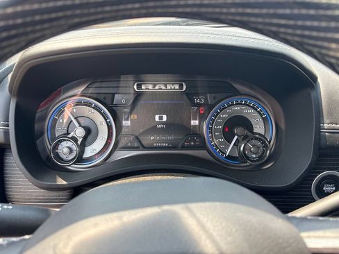 Used 2019 RAM 3500 Limited w/ Max Tow Package AWD/4WD image 11