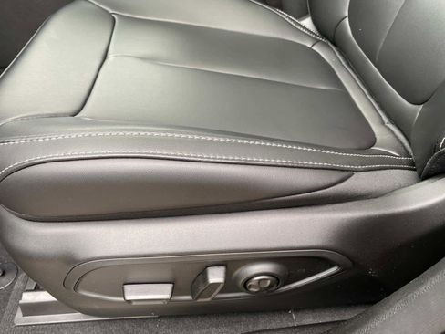 New 2026 Jeep Grand Cherokee Limited image 10