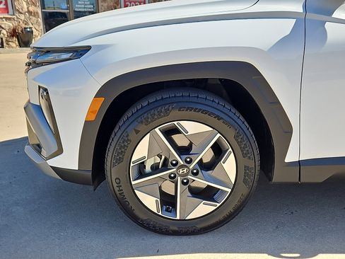 Used 2025 Hyundai Tucson SEL image 5